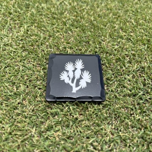 CS Chiseled Square Coin – Black and White